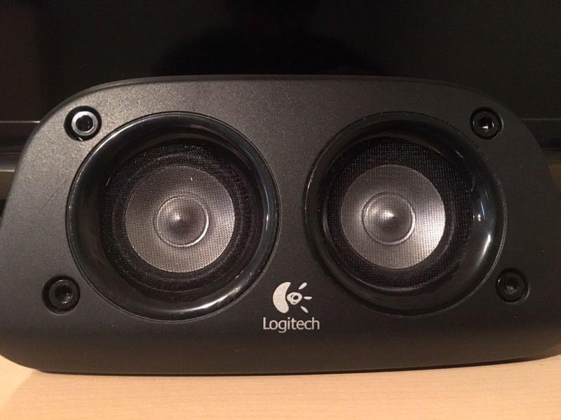 5.1 Stereo Speakers Logitech - Mint Condition