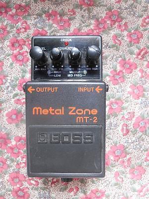 Boss MT-2 Metal Zone distortion pedal