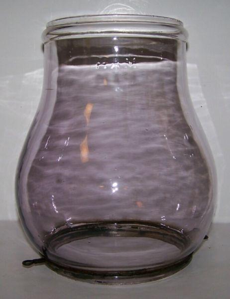 GLASS SHADE FOR STREET LAMP