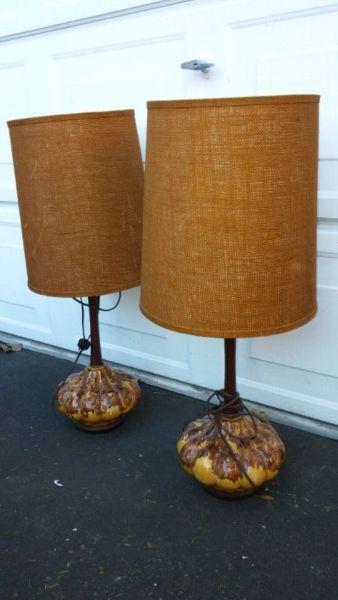 VINTAGE TABLE LAMPS