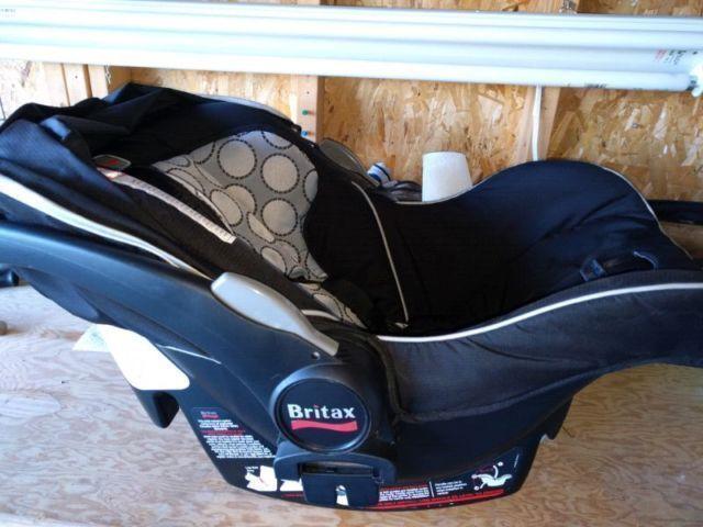 Britax B-Safe Car Seat and 2 Bases