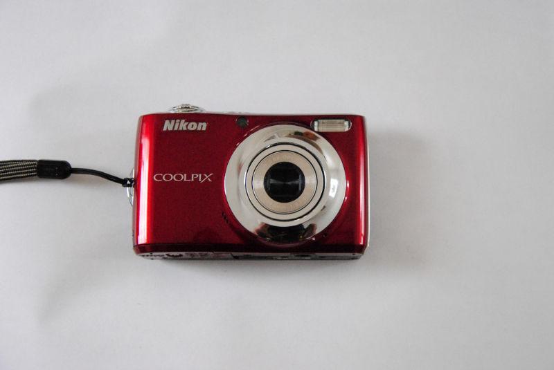 Nikon Coolpix L24 14.0MP P&S Camera