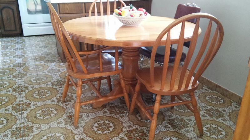 Kitchen Table with 3 matching chairs