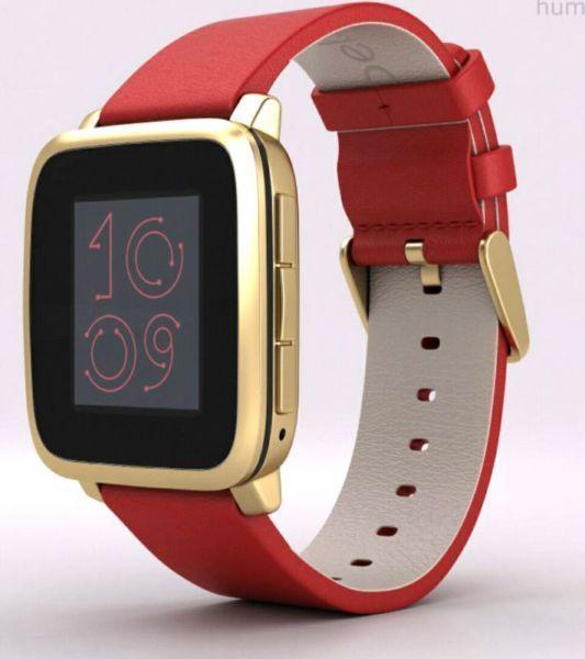 Pebble time steel Gold new in box