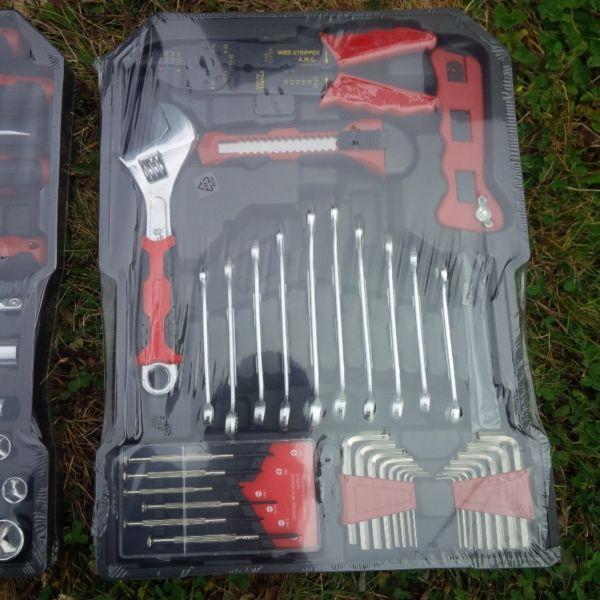 98 PIECE CABINET OR BENCH READY TOOL KIT NEW CONDITION