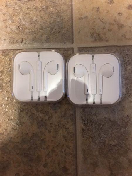 Genuine Apple EarPods