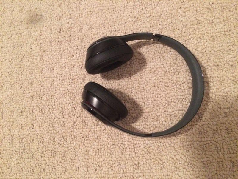 Wanted: Beats by dre Solo 2 wired
