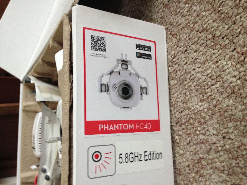 Phantom FC40 Drone, mint condition, spare battery