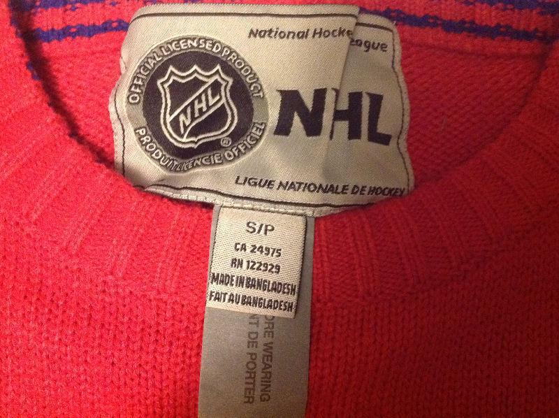 Montreal Canadiens men's sweater - size small