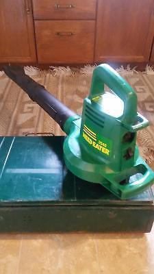 Electric leaf blower weedeater excellent condition