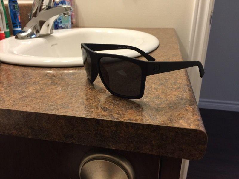 Brand new Von zipper brand sunglasses