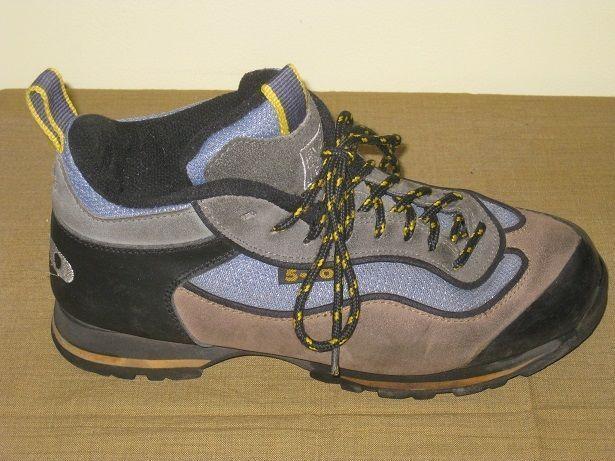 5-10 Hiking/Approach Shoes, size 8M