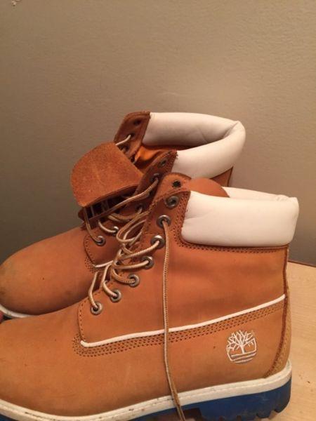Wanted: Men's Timberland boots