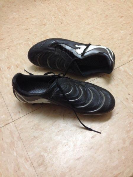 Wanted: Puma soccer cleats