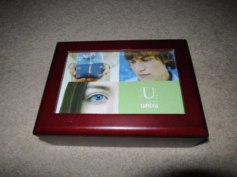 Umbra Jewellery Box