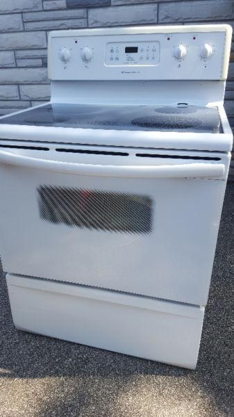 $100 - Frigidaire oven!