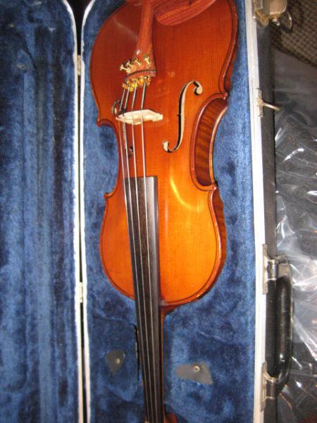 2 older german fiddles