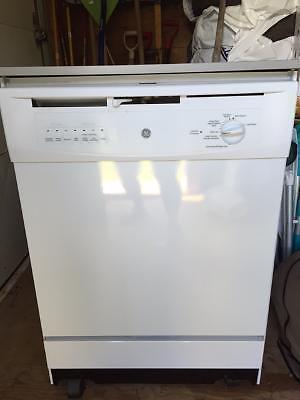 Full-size portable diswasher