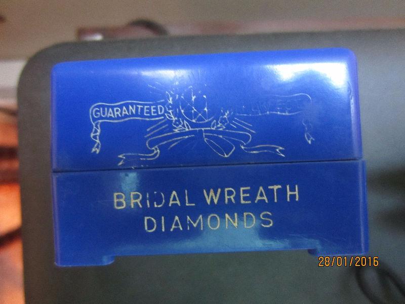 BRIDAL WREATH DIAMOND RING CASE (BOX)