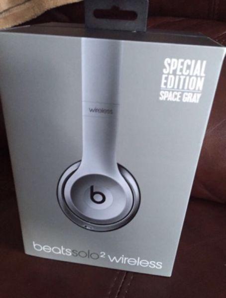 Beats Solo 2 Wireless UNOPENED