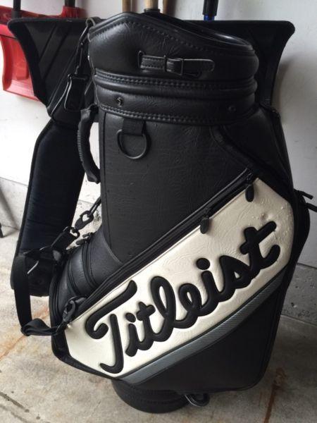 Titleist golf tour bag