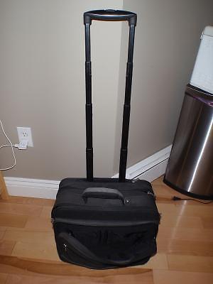 SUMDEX Travel Laptop Bag on Wheels
