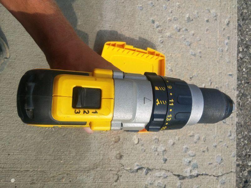 Dewalt 20v max heavy duty drill