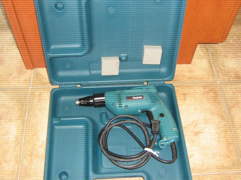 Makita Drywall Gun