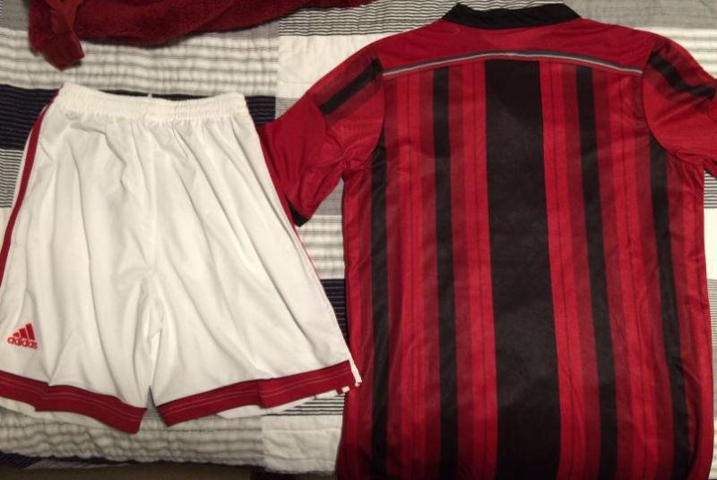 Official AC Milan 2016 Home Kit - Size L