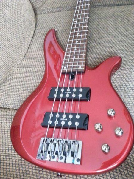 Yamaha rbx375 bass guitar