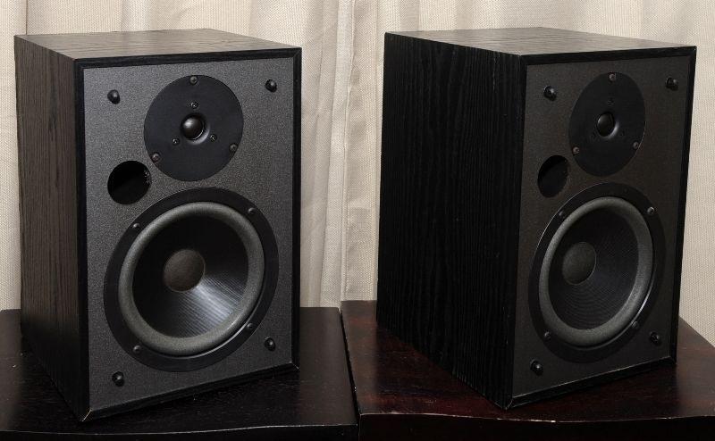 Caisses de son TANNOY C-6 book shelf speakers