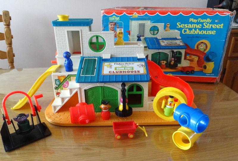 FISHER PRICE LITTLE PEOPLE SESAME STREET CLUBHOUSE # 937