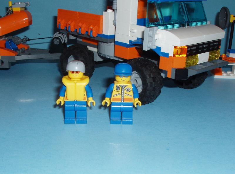 LEGO CITY no 7726, le COAST GUARD TRUCK with SPEED BOAT