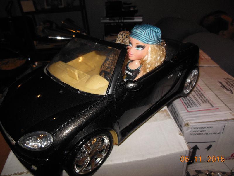 voiture convertible/BRATZ black convertible/w doll