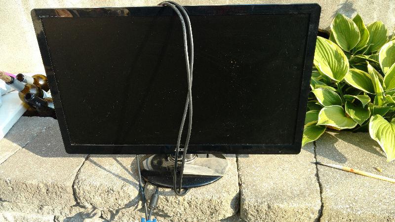 Screen 22 inches no plug for power