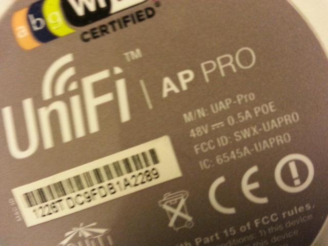 Ubiquiti UAP-PRO UniFi Access Point Enterprise Wi-Fi System