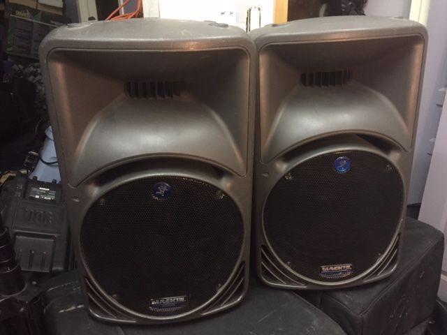 Speakers Mackie SRM-450 x 2