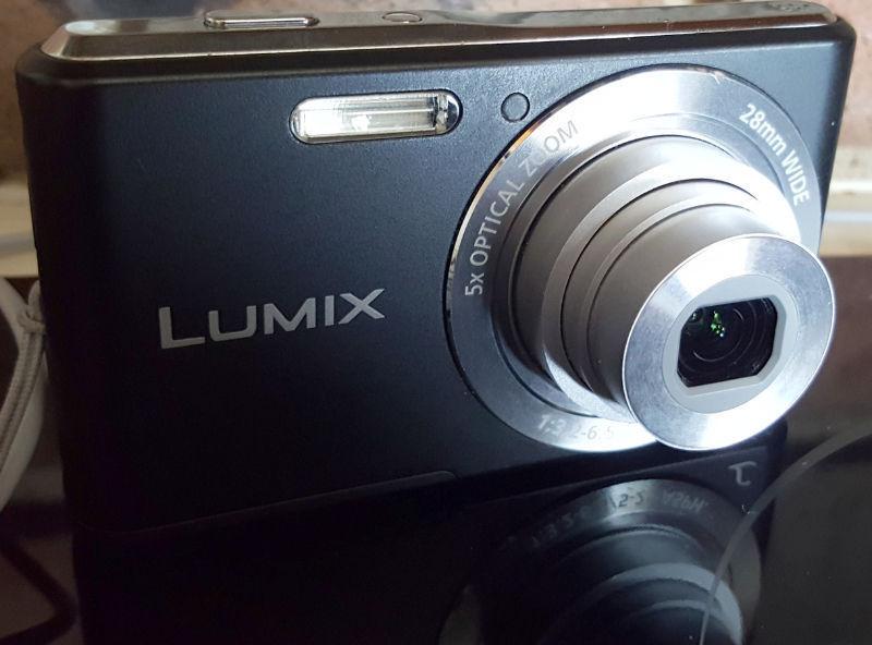 Panasonic Lumix DMC-F5 14.1 MP Digital Camera 28-140mm 5x Lens