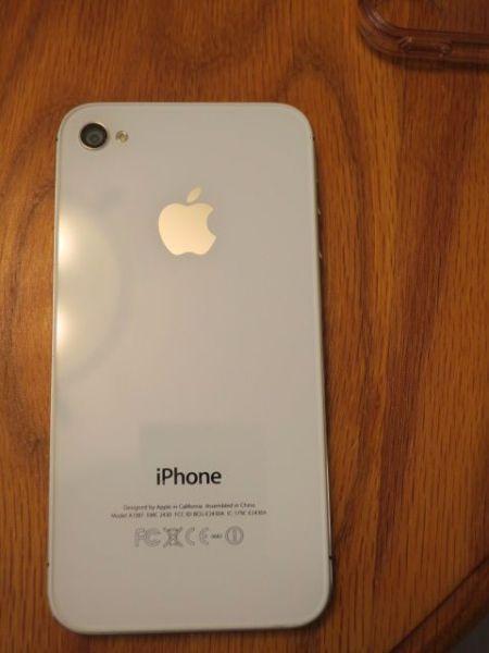 iPhone 4S 16GB mint!