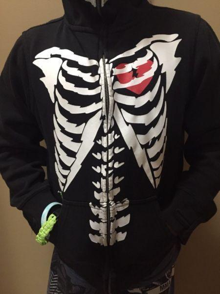 Boys Skull Zipper Sweater - Size 7/8