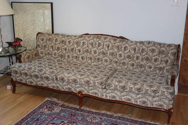 antique style 7' couch