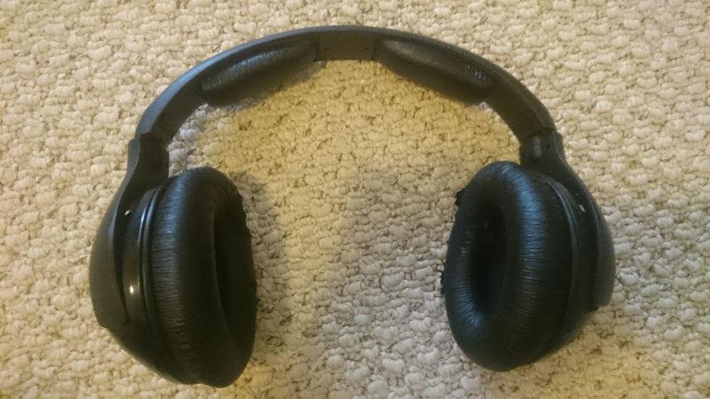 Sennheiser RS 160 wireless headphones