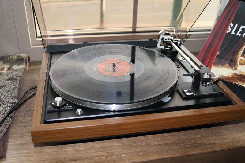 DUAL 510 Recently serviced Turntable Record Player