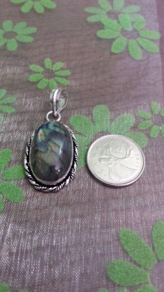 Labradorite pendant