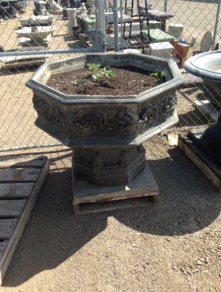 Up to 50% off In Stock Planters,clearance sale