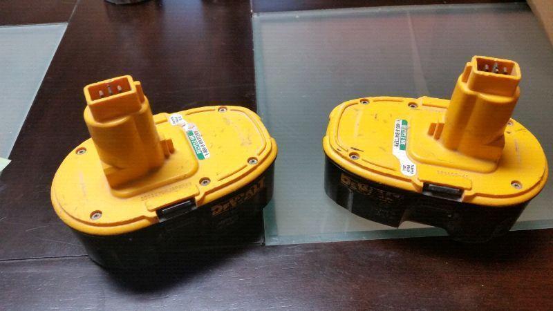 Dewalt 18V Batteries and Chargers Two Good condition used Batte