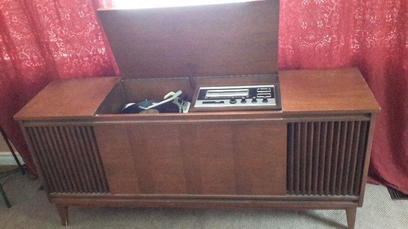 Solid Teak 70's Console