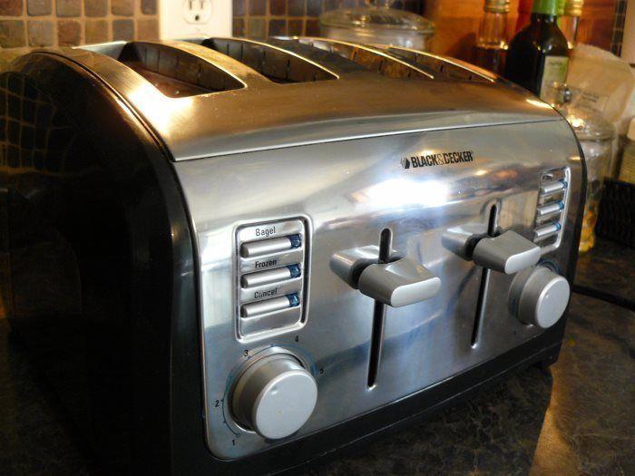 Black and Decker 4-Slot Toaster