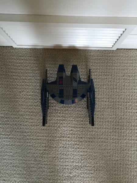 Lego Star Wars- Hyena Droid Bomber