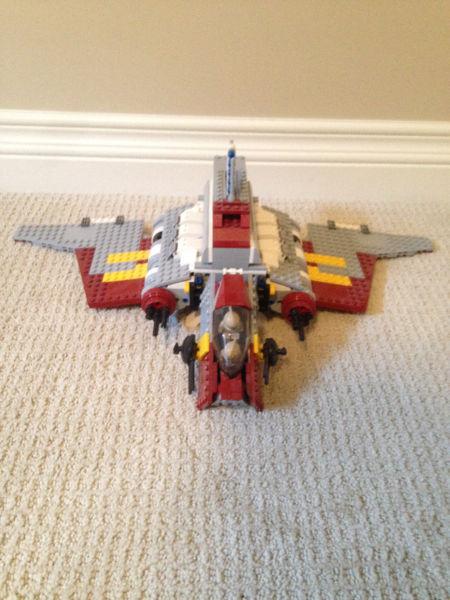 Lego Star Wars- Republic Attack Shuttle